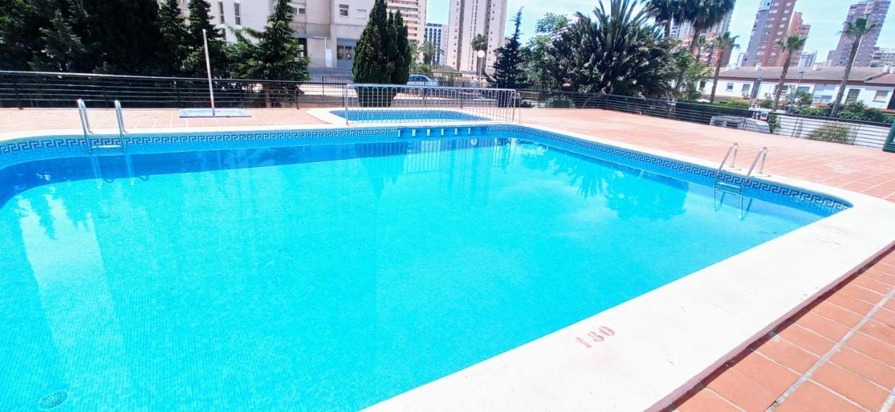Apartamentos LuxMar Benidorm Exterior foto