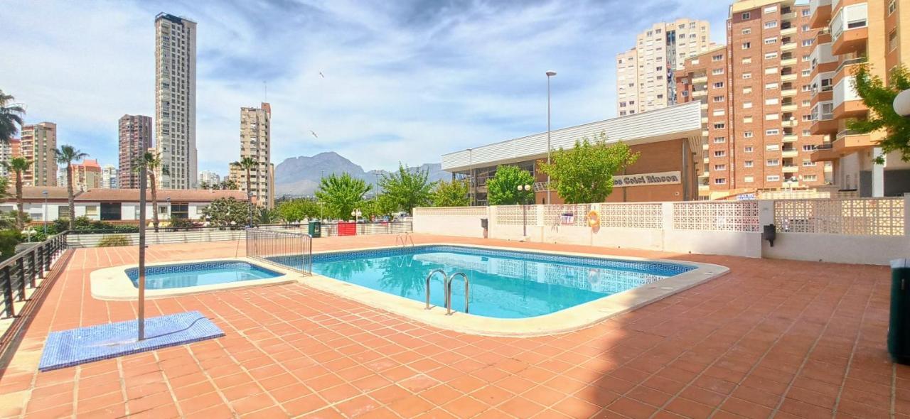 Apartamentos LuxMar Benidorm Exterior foto